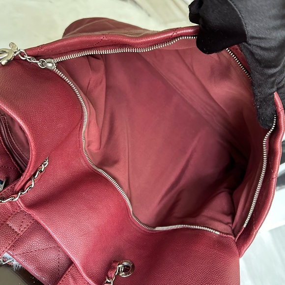 Auth CC Caviar Tote Bag - Picture 8 of 17